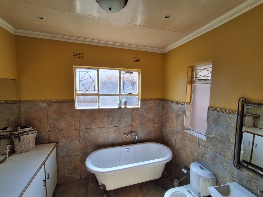 3 Bedroom Property for Sale in Songloed North West